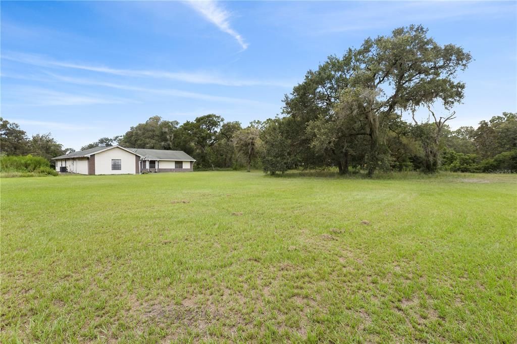 For Sale: $550,000 (3 beds, 2 baths, 2357 Square Feet)