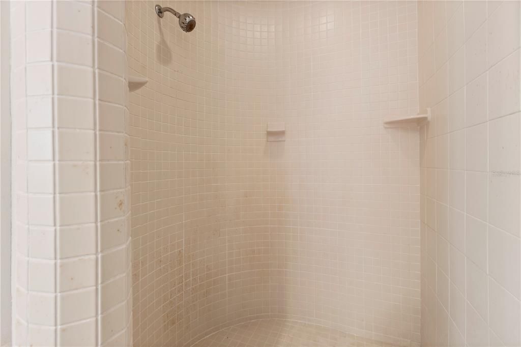 For Sale: $550,000 (3 beds, 2 baths, 2357 Square Feet)