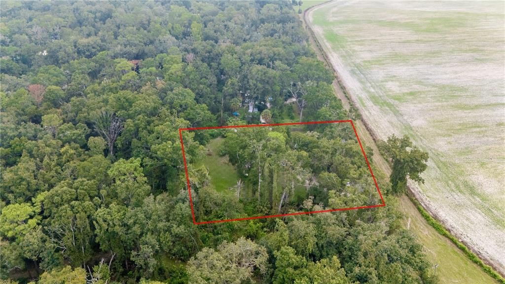 En Venta: $54,000 (0.98 acres)