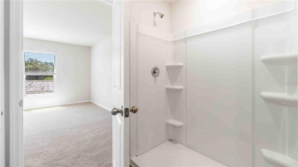 Activo con contrato: $317,000 (3 camas, 2 baños, 1504 Pies cuadrados)