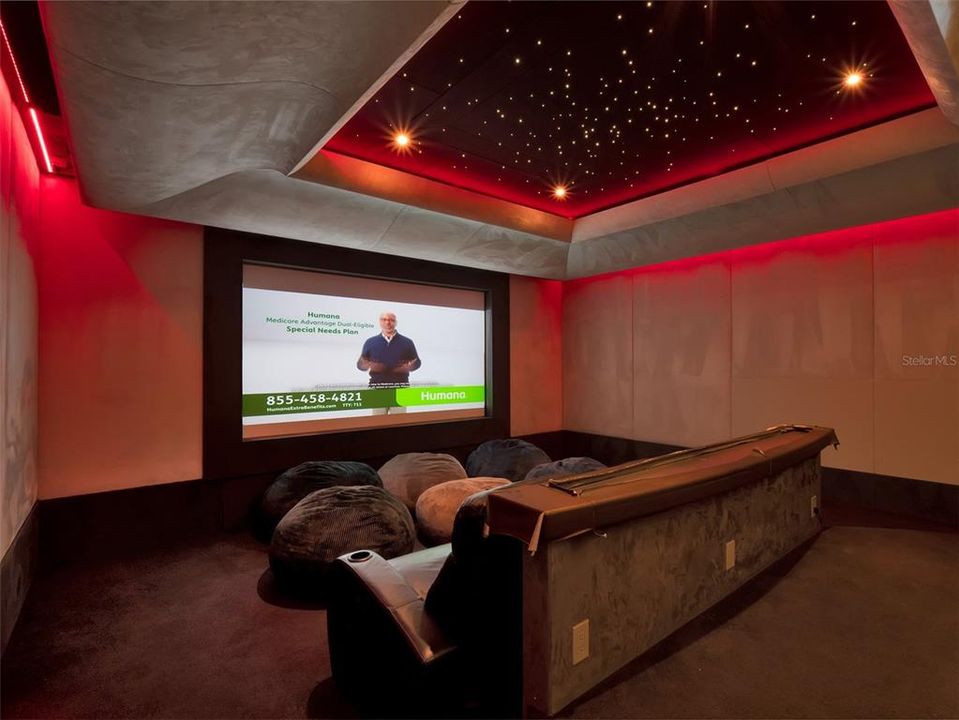 待售: $1,610,000 (7 贝兹, 6 浴室, 5917 平方英尺)