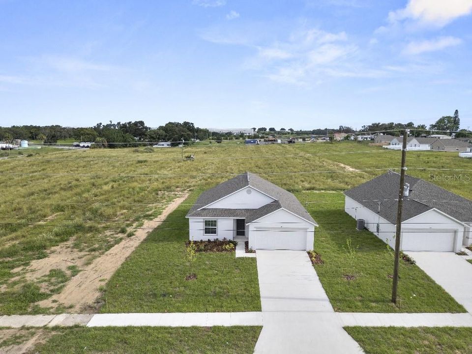 Active With Contract: $259,499 (3 beds, 2 baths, 1346 Square Feet)