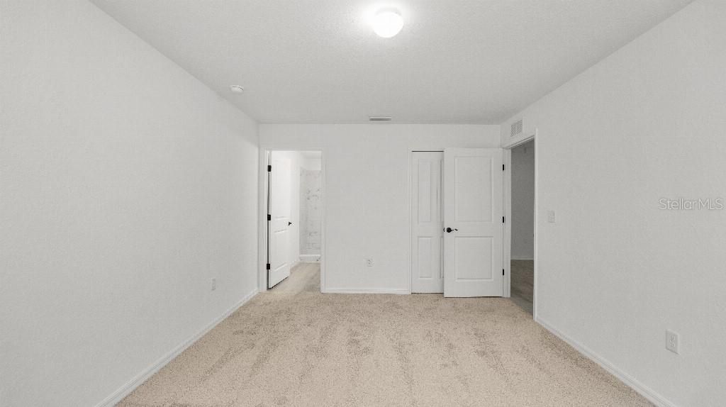 Active With Contract: $259,499 (3 beds, 2 baths, 1346 Square Feet)