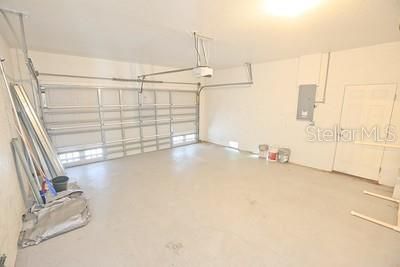 Active With Contract: $310,000 (3 beds, 2 baths, 1608 Square Feet)