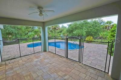 Active With Contract: $310,000 (3 beds, 2 baths, 1608 Square Feet)