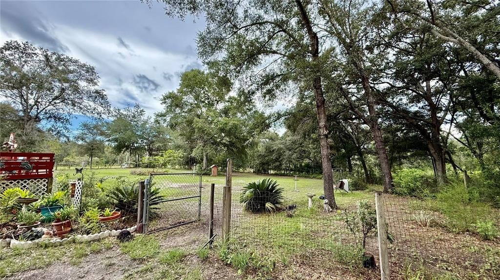 For Sale: $199,900 (3 beds, 2 baths, 1610 Square Feet)