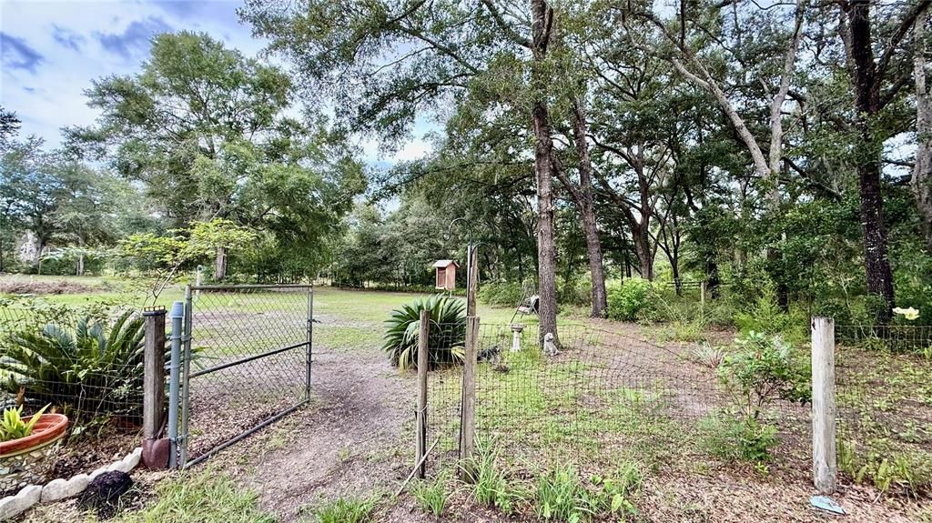 For Sale: $199,900 (3 beds, 2 baths, 1610 Square Feet)