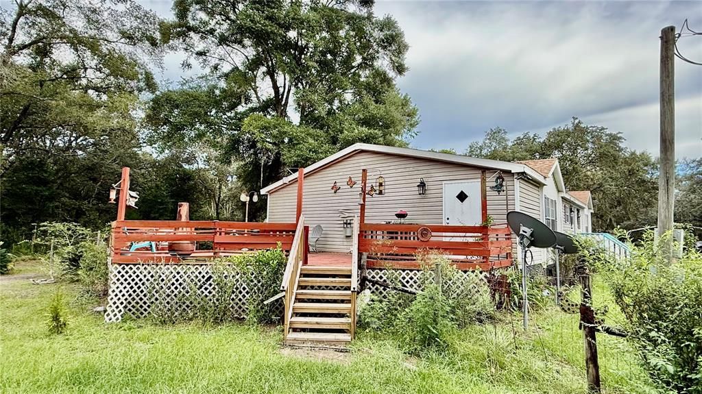 For Sale: $199,900 (3 beds, 2 baths, 1610 Square Feet)