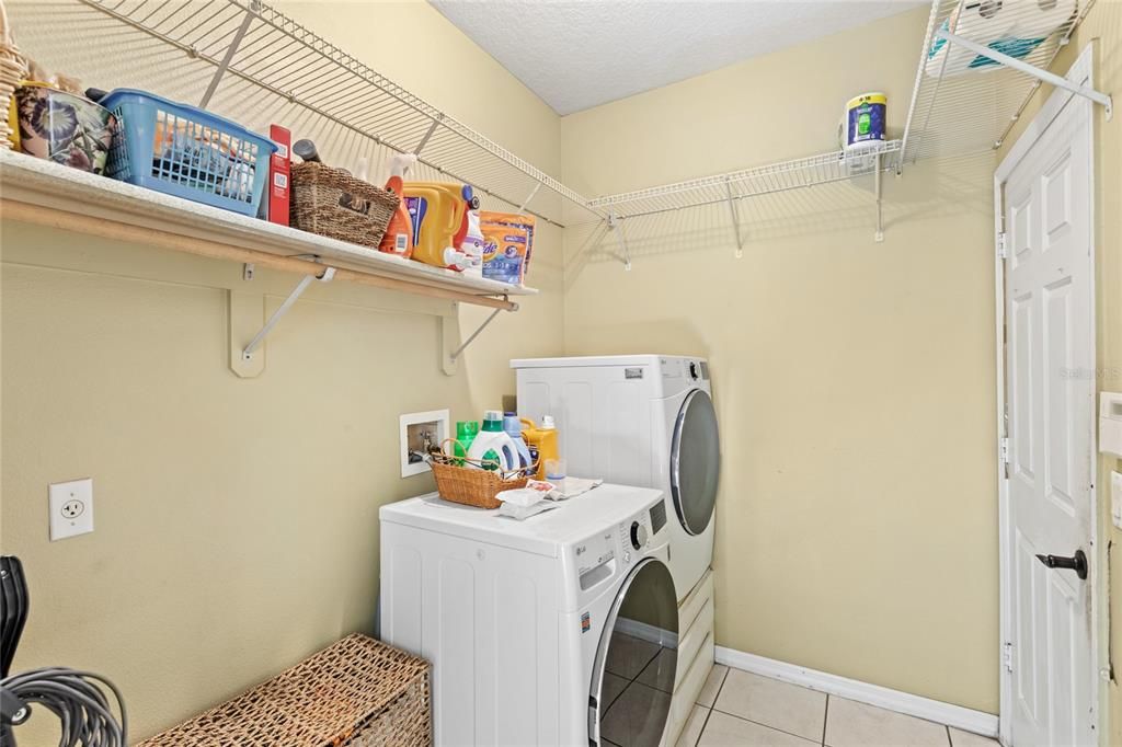 На продажу: $440,000 (3 спален, 2 ванн, 2050 Квадратных фут)