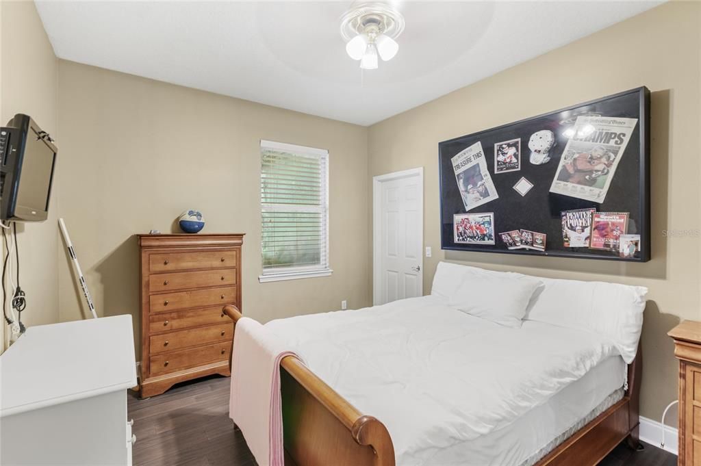 На продажу: $440,000 (3 спален, 2 ванн, 2050 Квадратных фут)