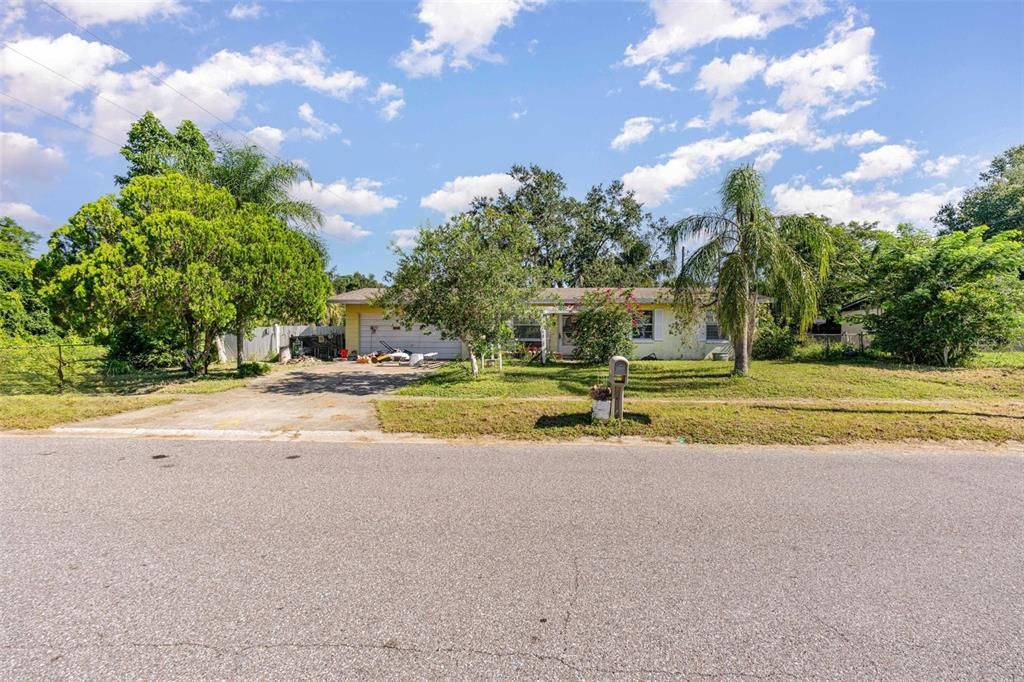 Recently Sold: $175,000 (3 beds, 2 baths, 1122 Square Feet)