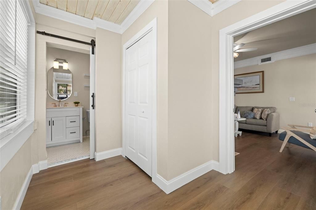 待售: $1,199,000 (5 贝兹, 0 浴室, 2421 平方英尺)