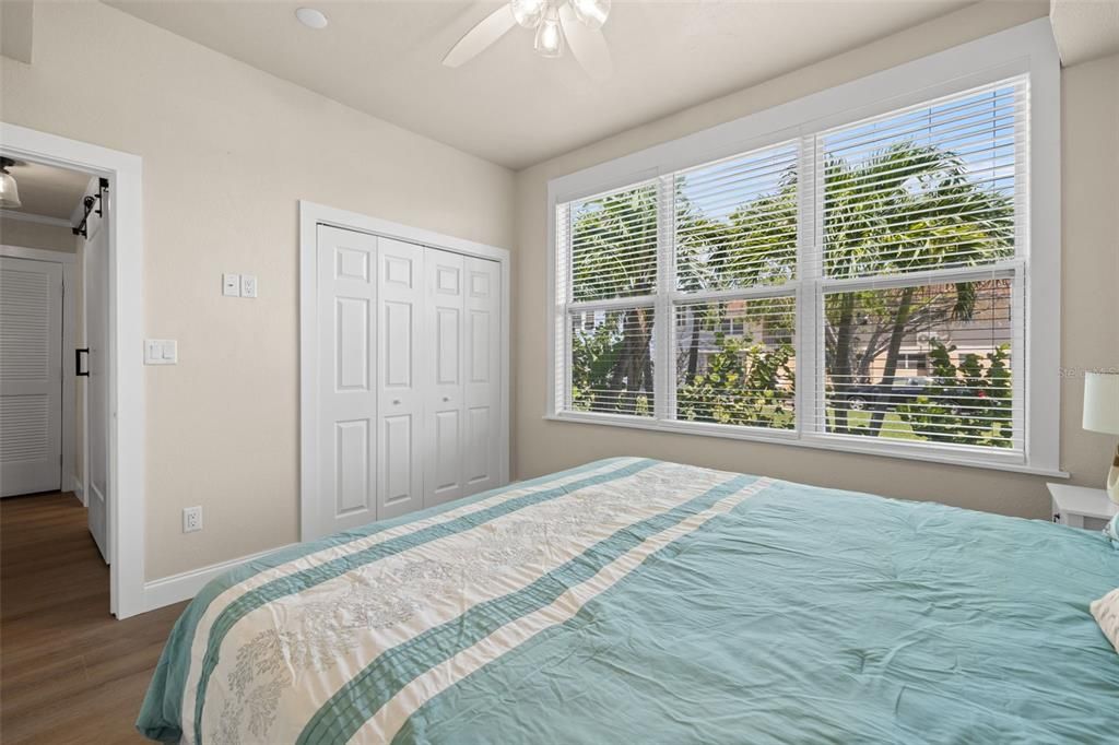 待售: $1,199,000 (5 贝兹, 0 浴室, 2421 平方英尺)