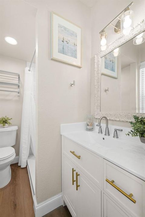 待售: $1,199,000 (5 贝兹, 0 浴室, 2421 平方英尺)