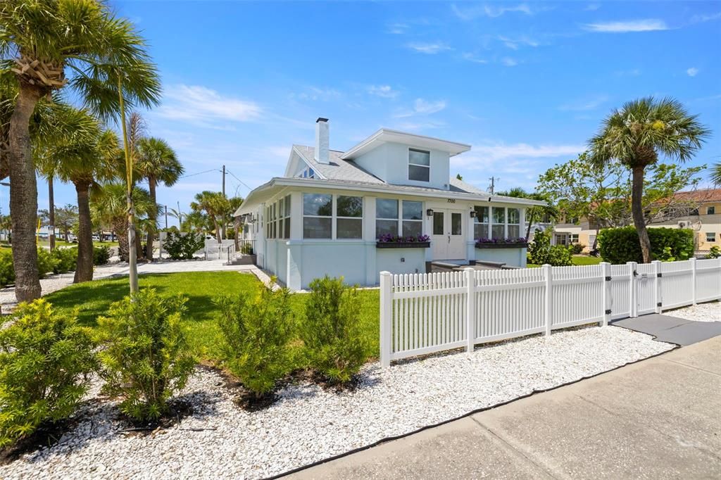 待售: $1,199,000 (5 贝兹, 0 浴室, 2421 平方英尺)