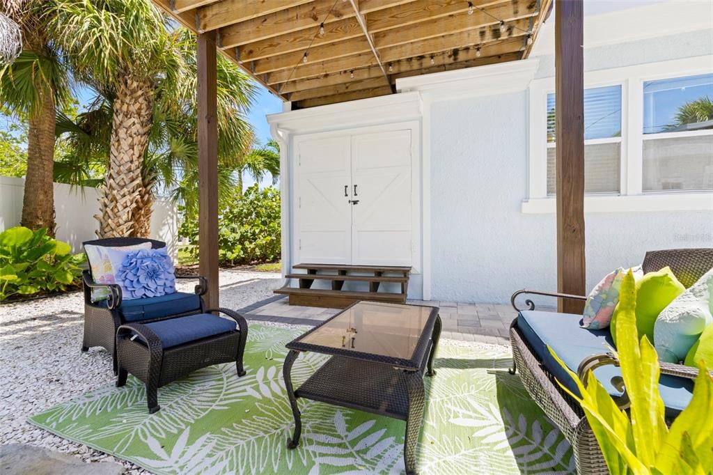 待售: $1,199,000 (5 贝兹, 0 浴室, 2421 平方英尺)