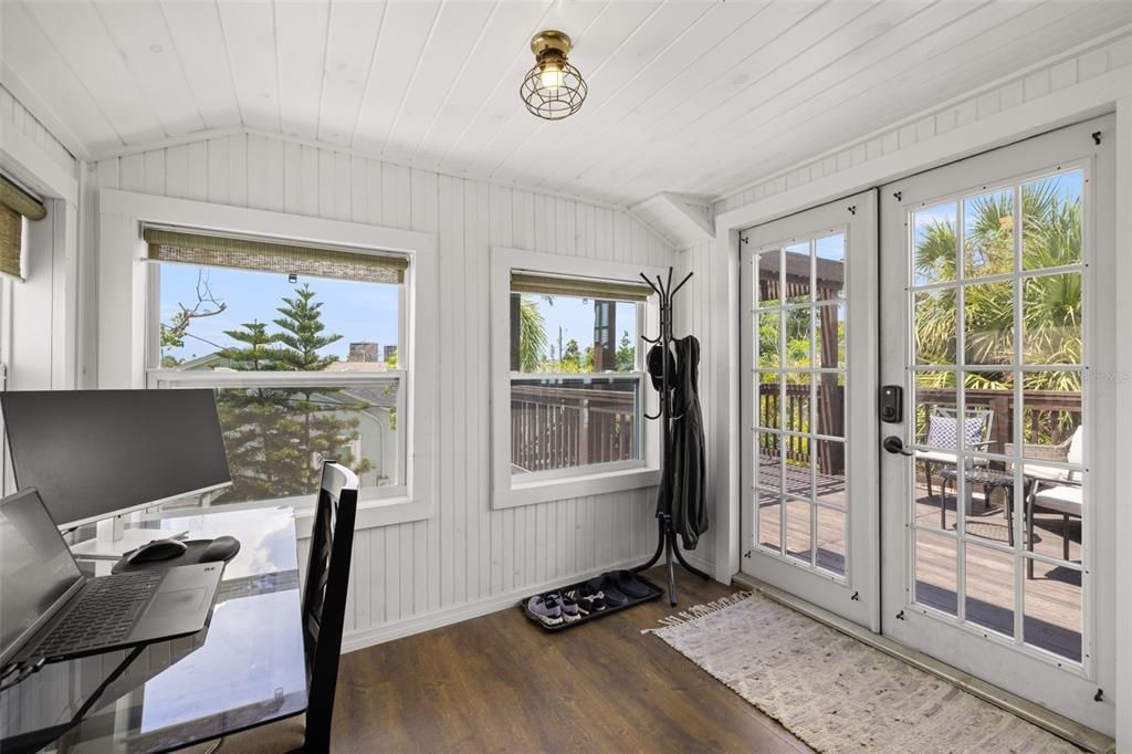 待售: $1,199,000 (5 贝兹, 0 浴室, 2421 平方英尺)