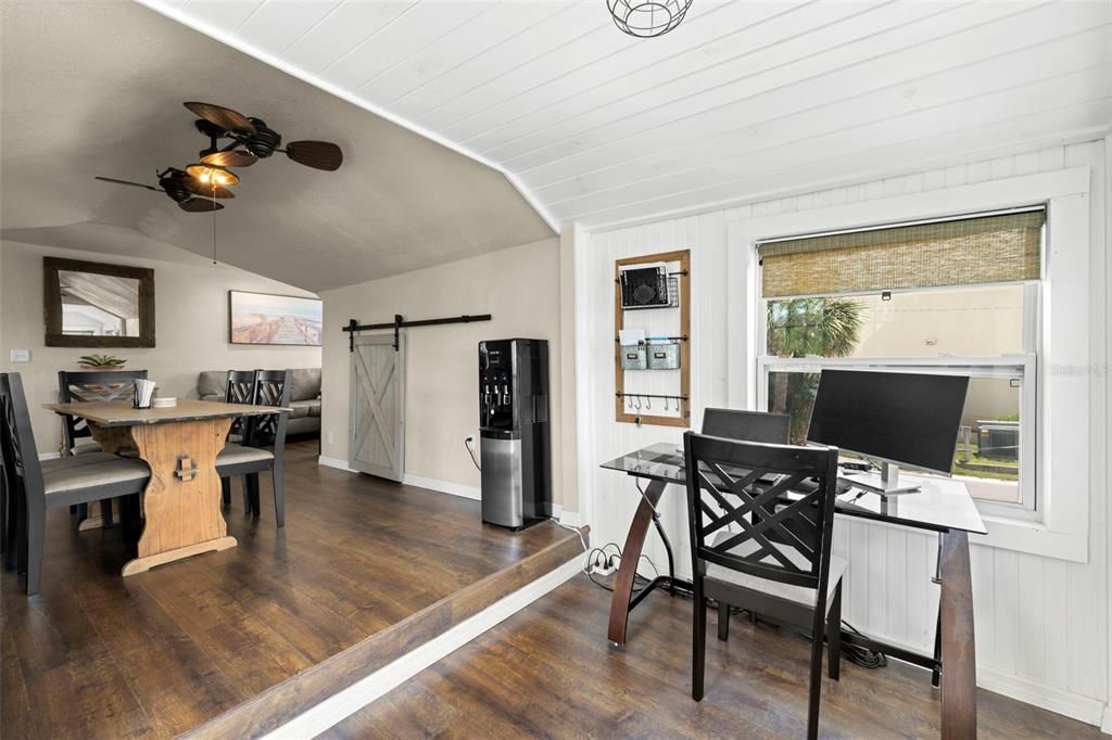 待售: $1,199,000 (5 贝兹, 0 浴室, 2421 平方英尺)