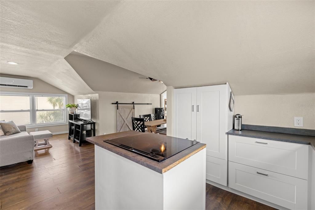 待售: $1,199,000 (5 贝兹, 0 浴室, 2421 平方英尺)