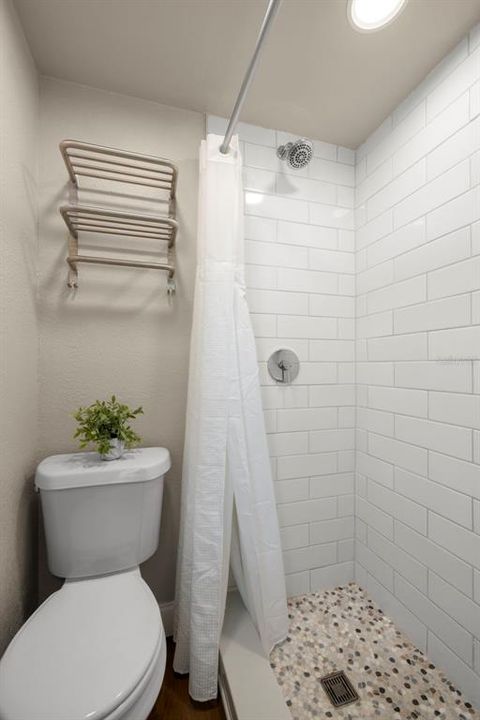 待售: $1,199,000 (5 贝兹, 0 浴室, 2421 平方英尺)