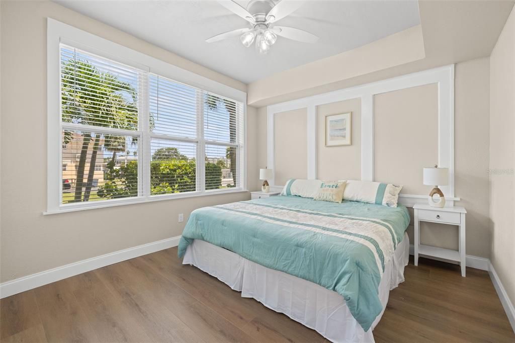 待售: $1,199,000 (5 贝兹, 0 浴室, 2421 平方英尺)