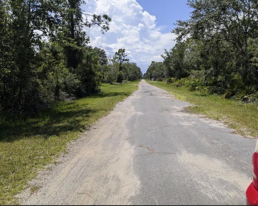 待售: $18,000 (0.55 acres)