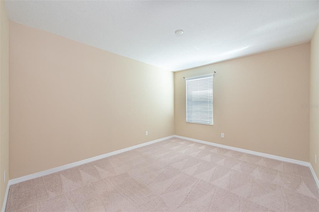 En Renta: $3,400 (5 camas, 3 baños, 3541 Pies cuadrados)