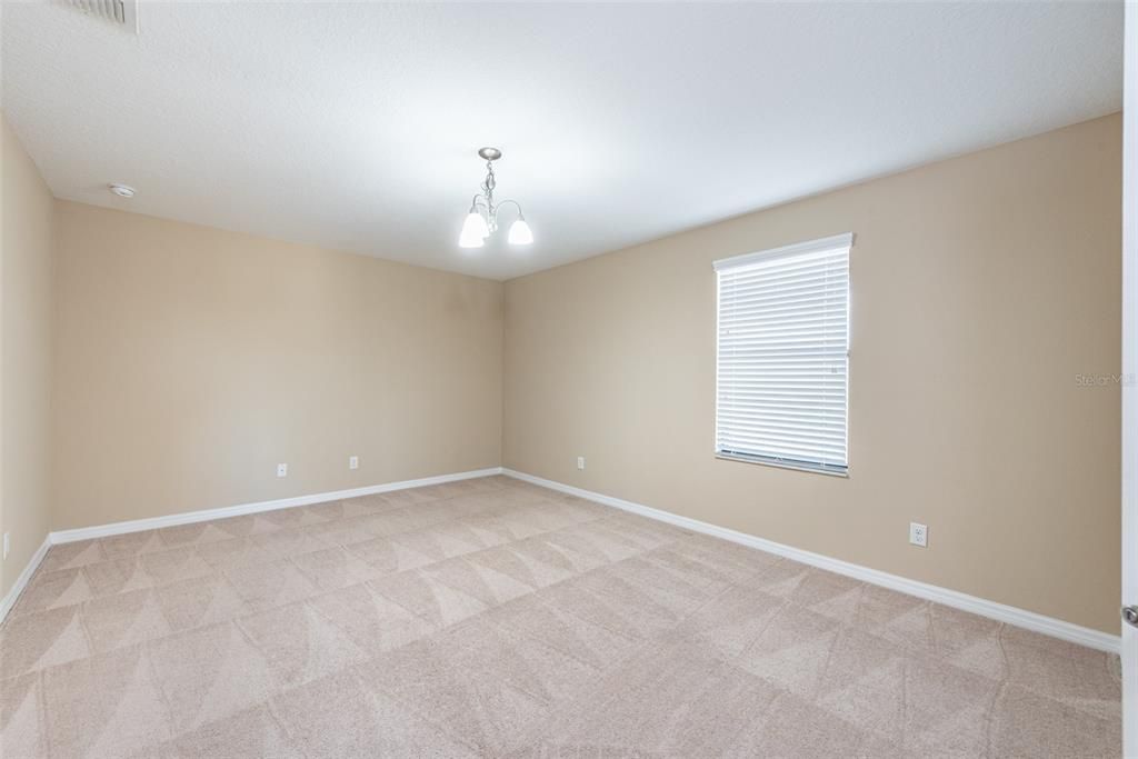 En Renta: $3,400 (5 camas, 3 baños, 3541 Pies cuadrados)