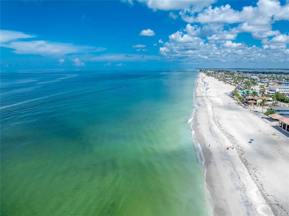 На продажу: $470,000 (2 спален, 2 ванн, 1270 Квадратных фут)