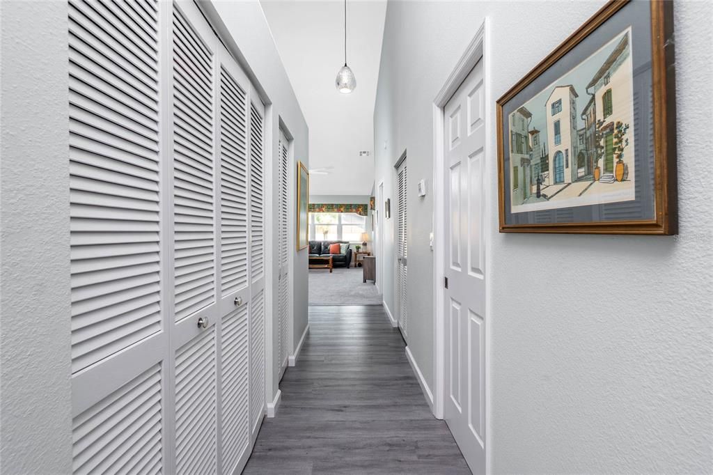 На продажу: $470,000 (2 спален, 2 ванн, 1270 Квадратных фут)