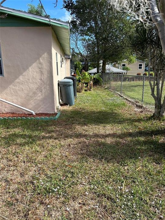 待售: $315,000 (4 贝兹, 3 浴室, 1444 平方英尺)