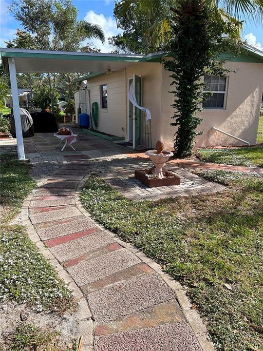 待售: $315,000 (4 贝兹, 3 浴室, 1444 平方英尺)