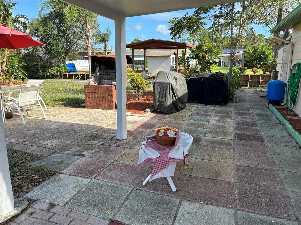 待售: $315,000 (4 贝兹, 3 浴室, 1444 平方英尺)