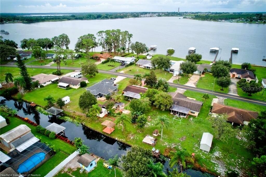 待售: $315,000 (4 贝兹, 3 浴室, 1444 平方英尺)