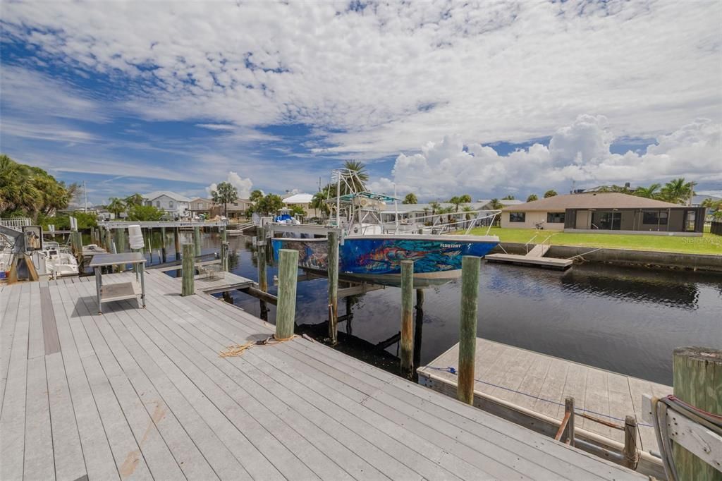 待售: $1,100,000 (5 贝兹, 3 浴室, 3761 平方英尺)