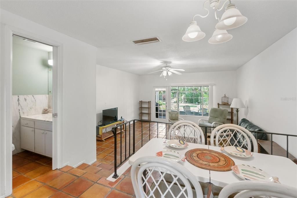 En Venta: $500,000 (2 camas, 1 baños, 1246 Pies cuadrados)