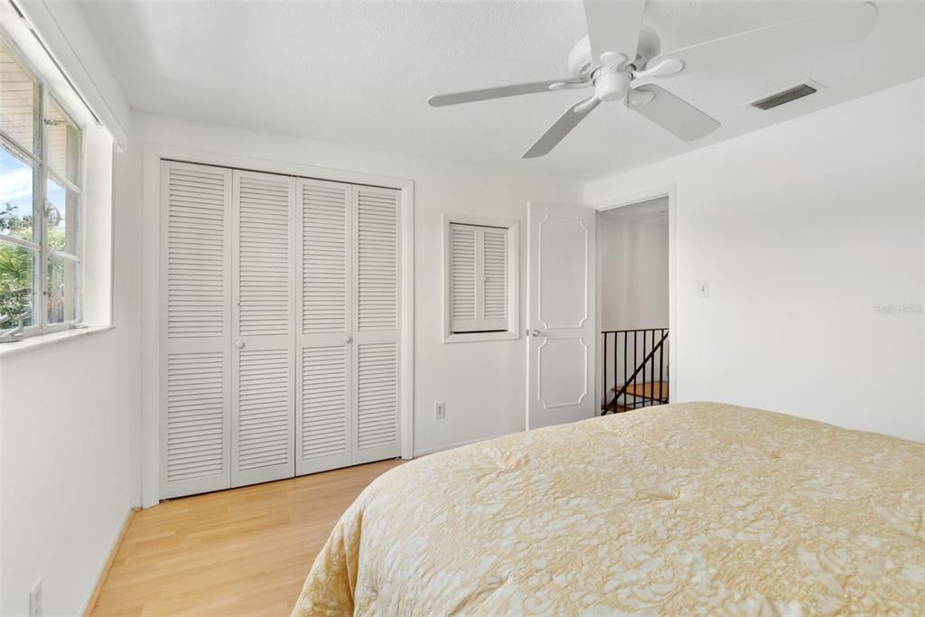 En Venta: $500,000 (2 camas, 1 baños, 1246 Pies cuadrados)