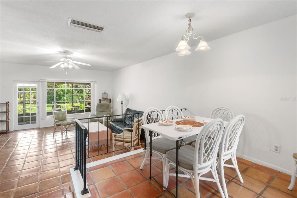 En Venta: $500,000 (2 camas, 1 baños, 1246 Pies cuadrados)