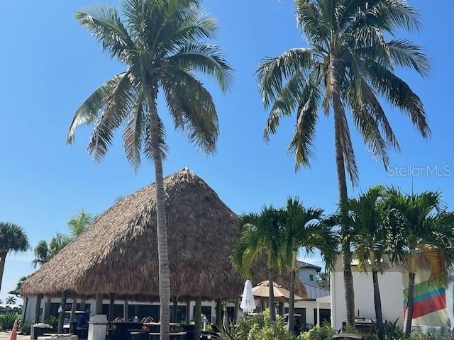 For Rent: $5,750 (3 beds, 2 baths, 2069 Square Feet)