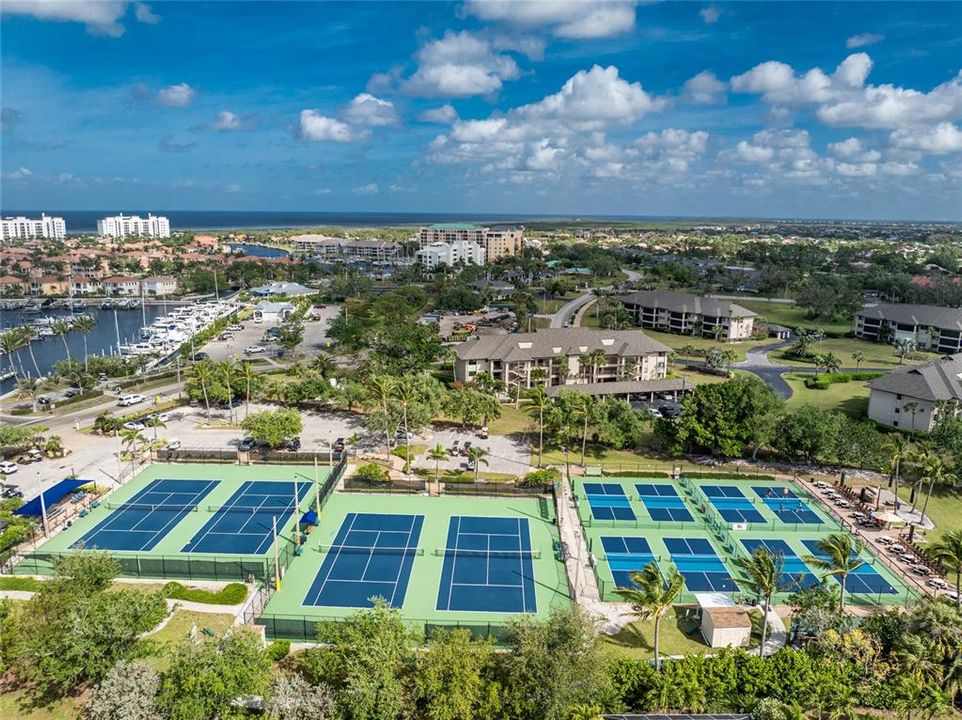 For Rent: $5,750 (3 beds, 2 baths, 2069 Square Feet)