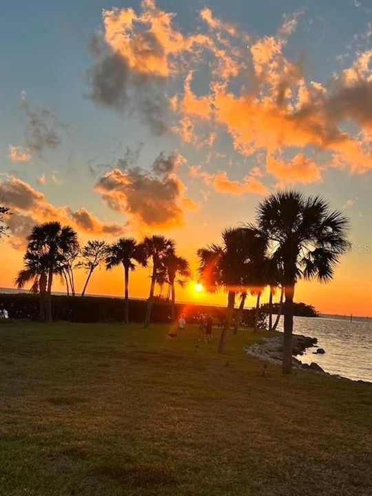 For Rent: $5,750 (3 beds, 2 baths, 2069 Square Feet)