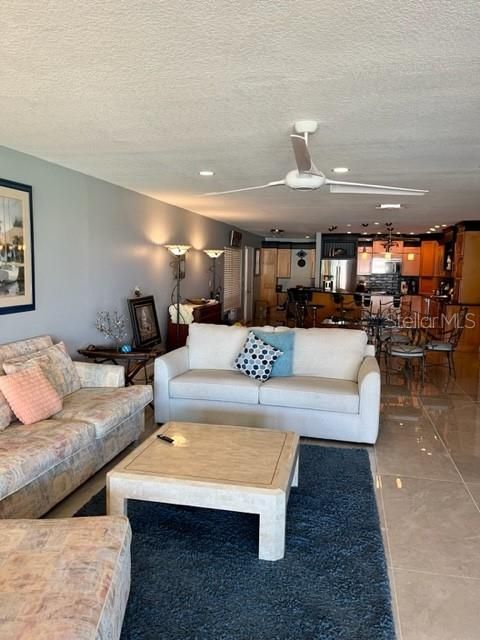 For Rent: $5,750 (3 beds, 2 baths, 2069 Square Feet)