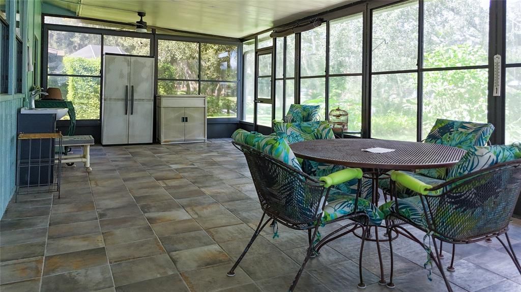 For Sale: $375,000 (3 beds, 2 baths, 2226 Square Feet)