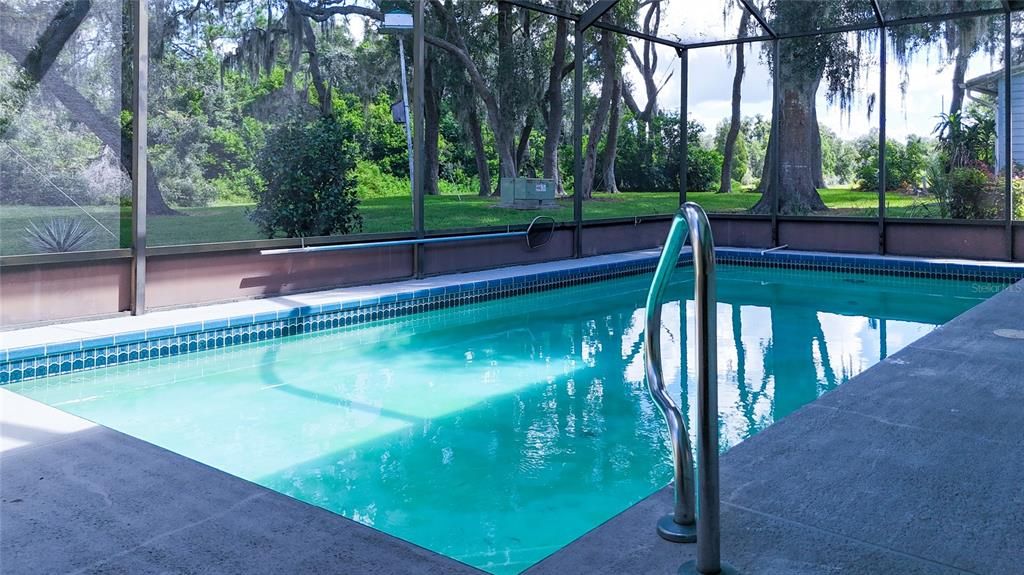 For Sale: $375,000 (3 beds, 2 baths, 2226 Square Feet)