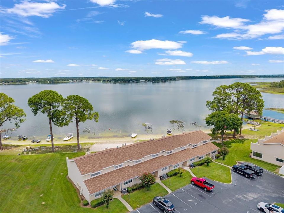 待售: $334,500 (2 贝兹, 1 浴室, 1099 平方英尺)