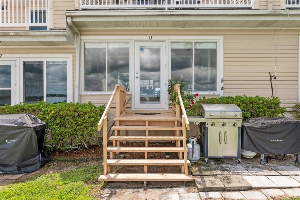 待售: $334,500 (2 贝兹, 1 浴室, 1099 平方英尺)