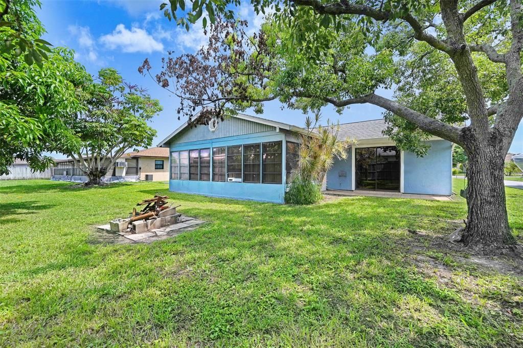 待售: $369,500 (3 贝兹, 2 浴室, 1638 平方英尺)