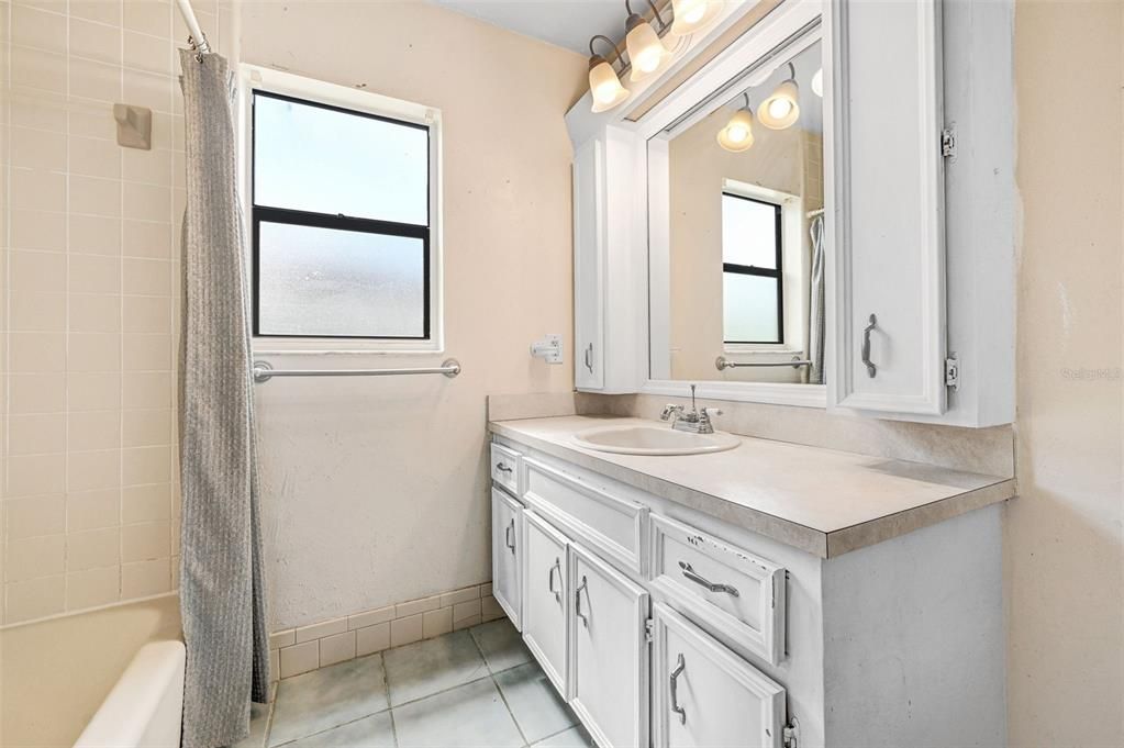 待售: $369,500 (3 贝兹, 2 浴室, 1638 平方英尺)