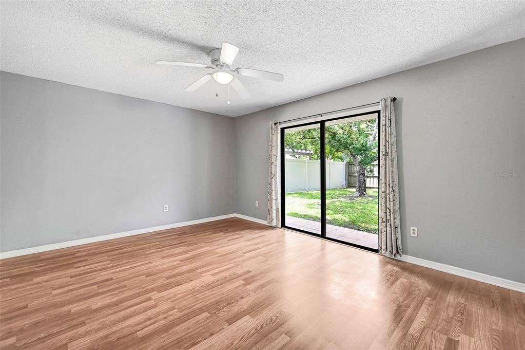 待售: $369,500 (3 贝兹, 2 浴室, 1638 平方英尺)