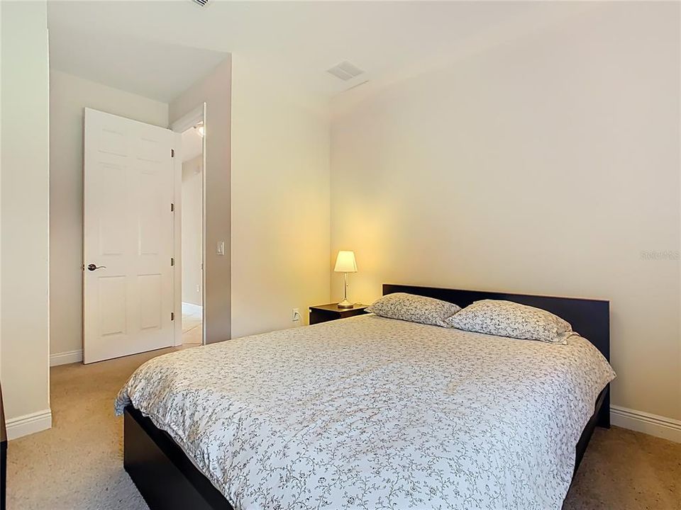 For Sale: $359,000 (3 beds, 2 baths, 2046 Square Feet)